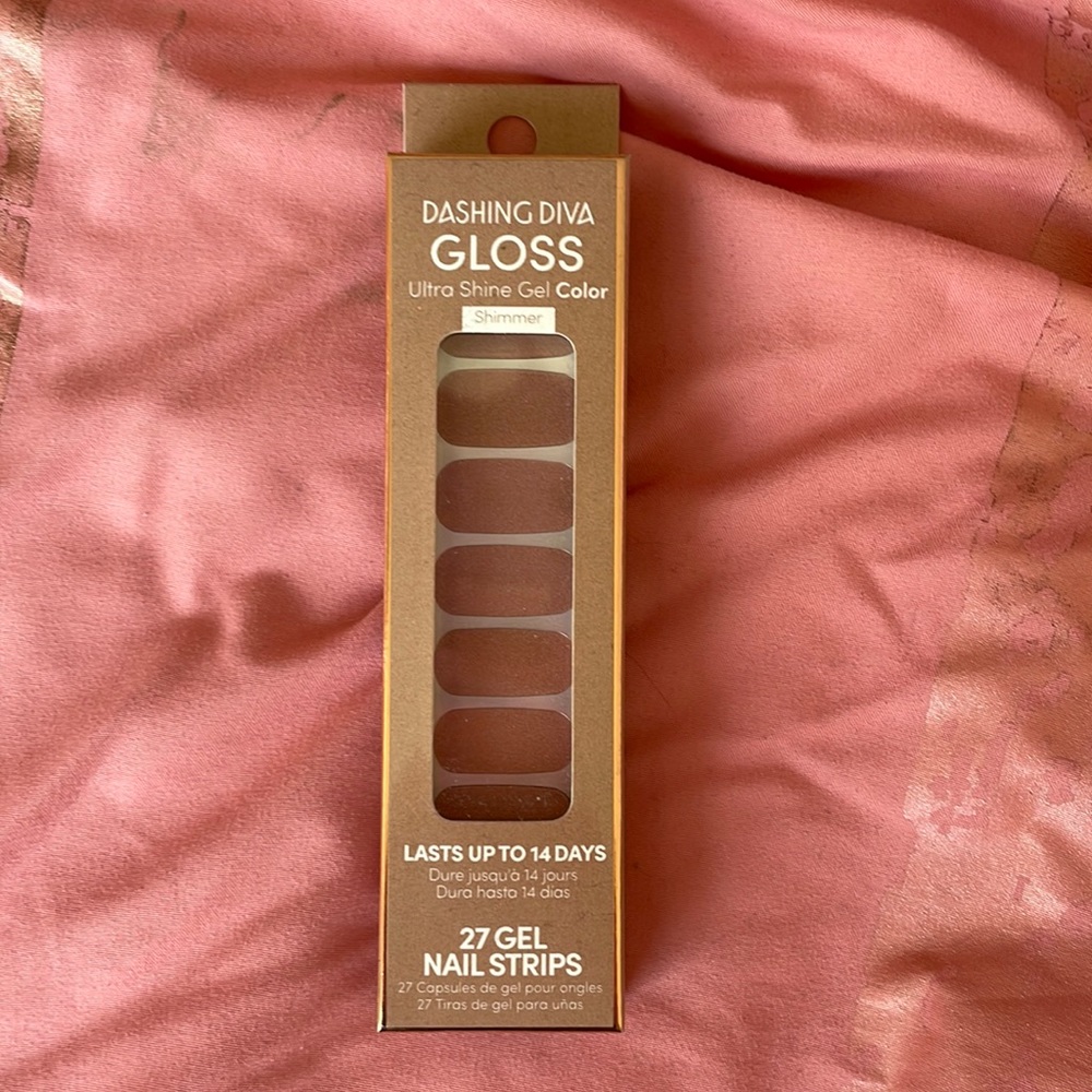 Dashing Diva Gloss Gel Nail Strips